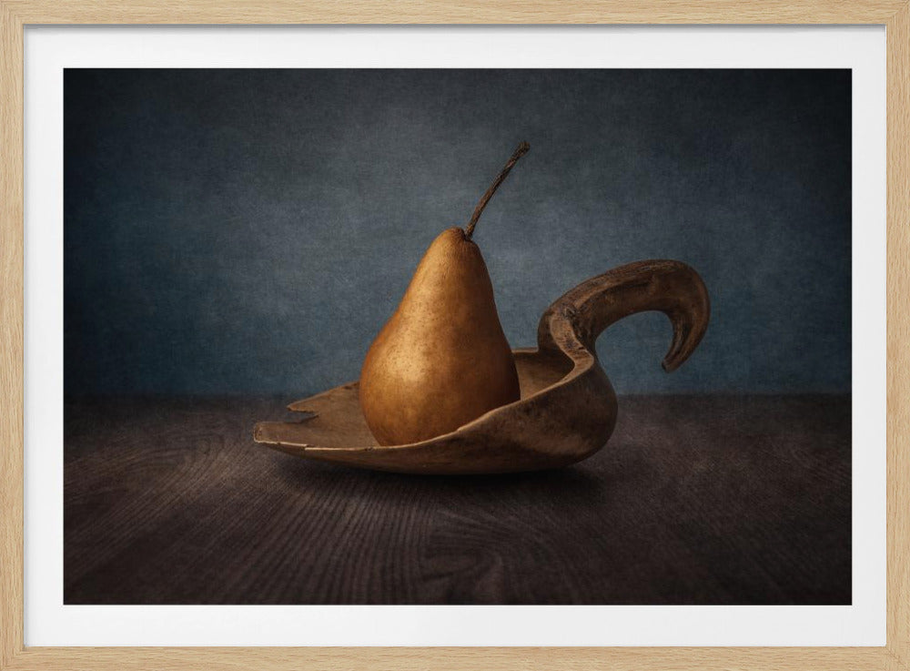 Poire sur une cuillère | Affiche