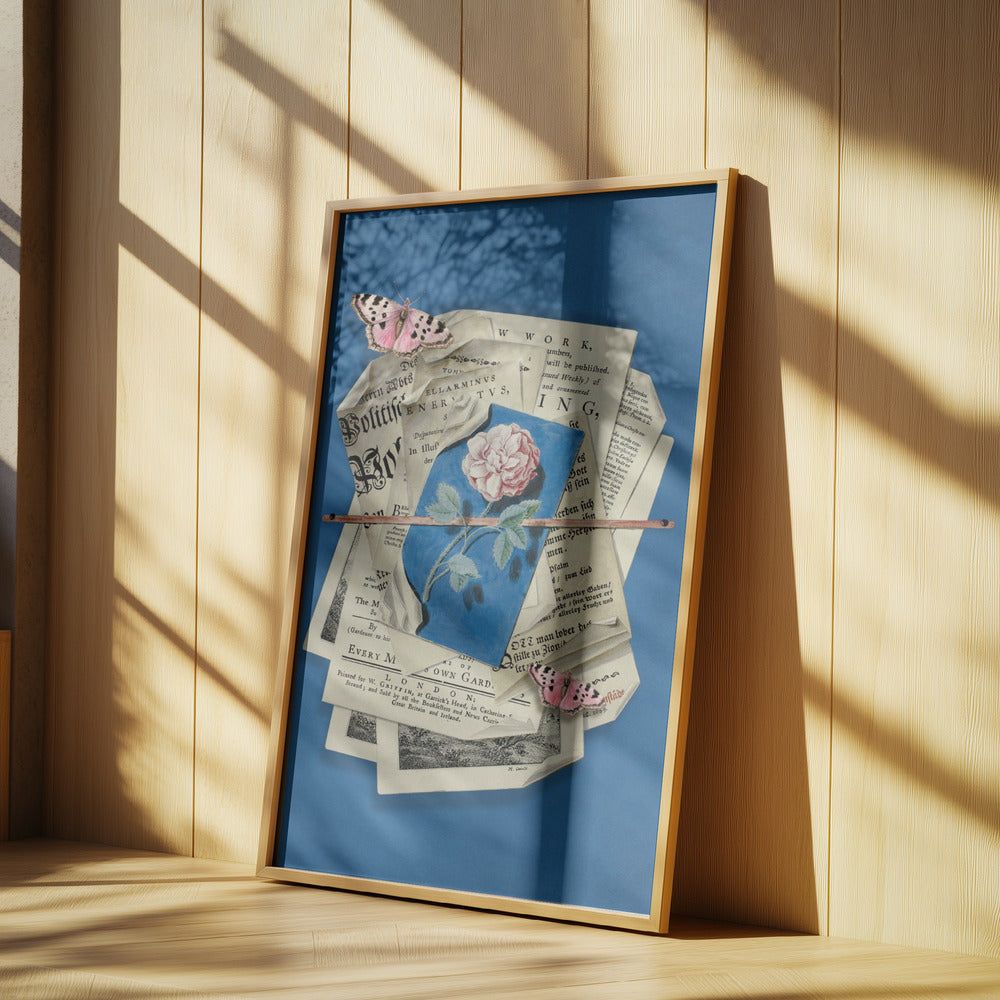 Rosa Rose umgeben von Vintage-Papier | Poster