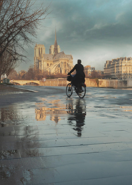 Notre Dame og cyklist | Lærredsbilleder
